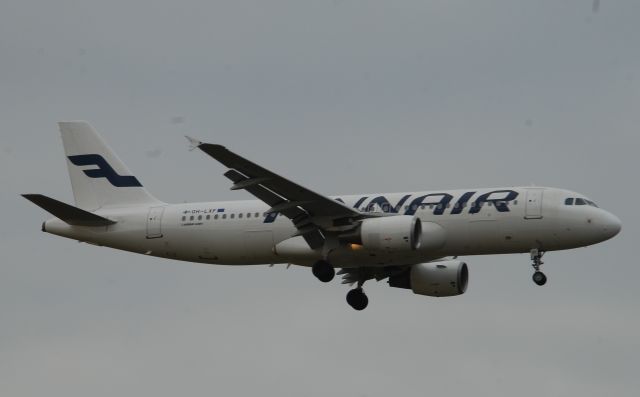 Airbus A321 (OH-LXF)