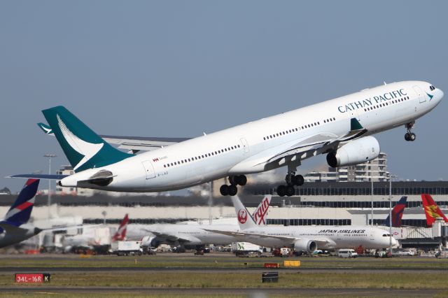 Airbus A330-300 (B-LAD) - on 3 December 2018