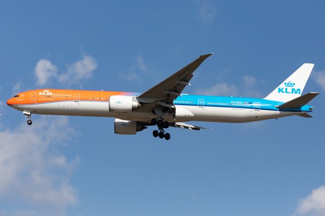 BOEING 777-300ER (PH-BVA)