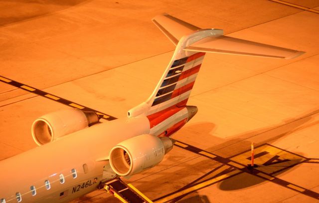 Canadair Regional Jet CRJ-900 (N246LR) - phoenix sky harbor 02JAN20