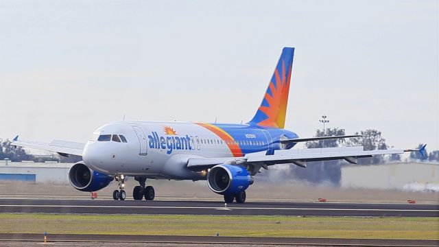 Airbus A319 (N312NV) - 1-31-2021