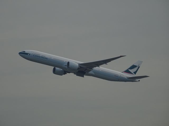 BOEING 777-300ER (B-KPI)