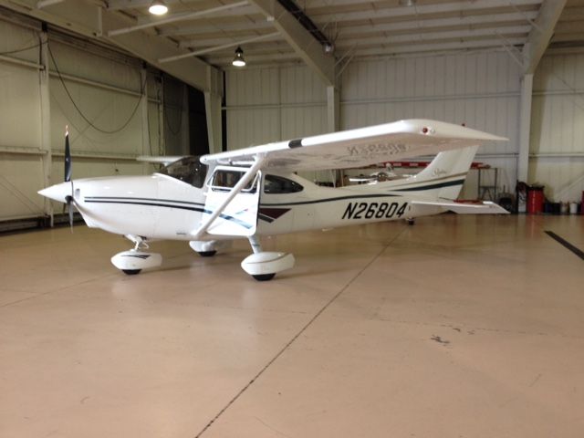 Cessna Skylane (N26804)