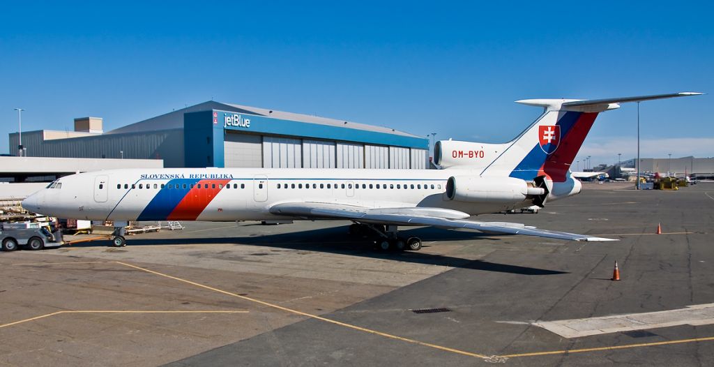 Tupolev Tu-154 (OM-BYO) - Slovenska Republica TU-154 with open reversers !