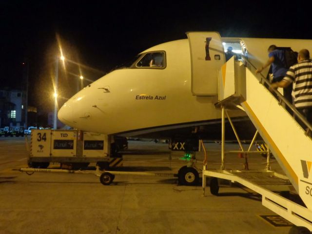 Embraer ERJ-190 (PR-AXX)
