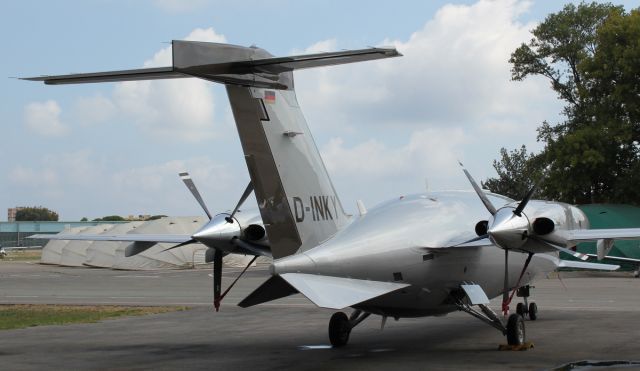 Piaggio P.180 Avanti (D-INKY)