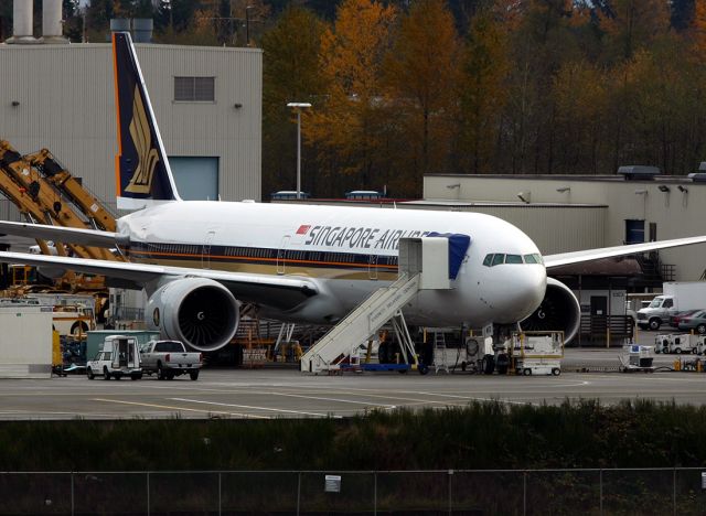 BOEING 777-300 (9V-SWD) - Ln 600 at Boeing-Everett on 11/22/2006 before delivery. This jet was 1 of 4 awaiting final touches and delivery from Boeing. This aircraft was sporting the new larger SIA titles on the fuselage.