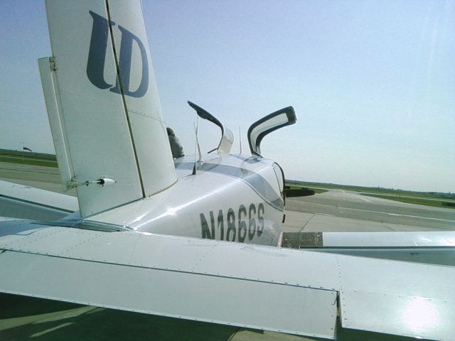 Socata TB-20 Trinidad (N1866S) - University of Dubuques Socata Trinidad