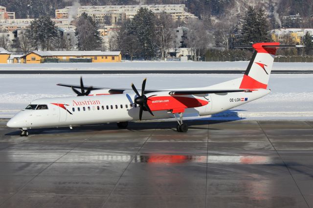 de Havilland Dash 8-400 (OE-LGN)