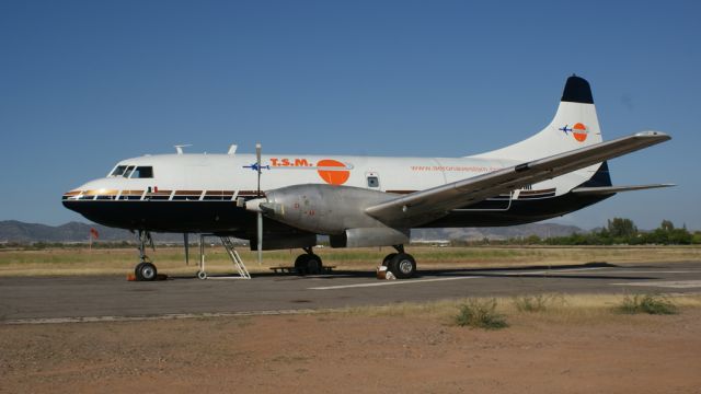 CONVAIR CV-580 (XA-UMI)