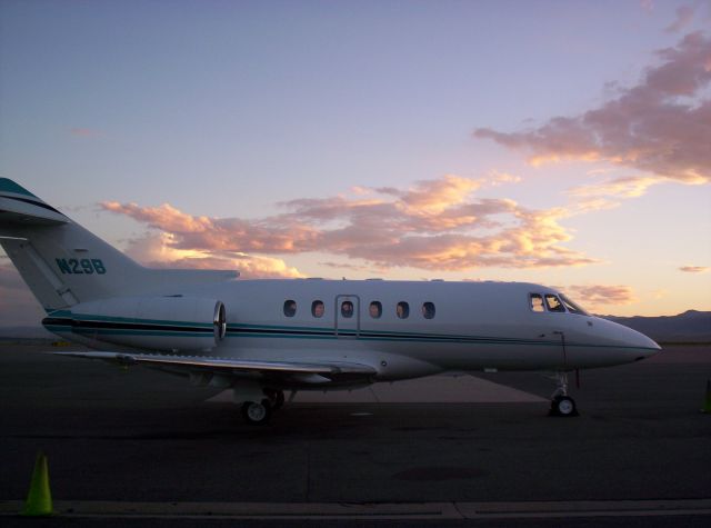 Hawker 800 (N29B)