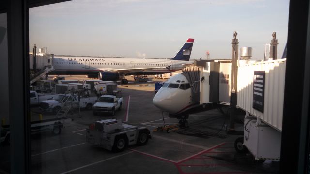 BOEING 737-400 (N435US) - Getting ready to start our long day. Going from KCLT-KDFW-KPHL-KCLT for the last B734 flights for AWE.  Taken 8/19/14