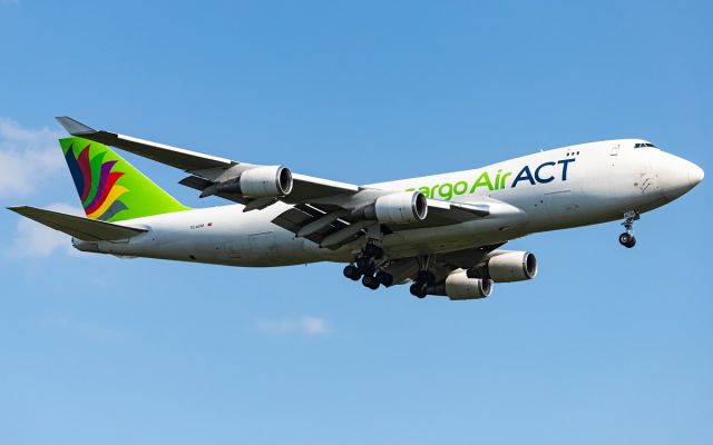 Boeing 747-400 (TC-ACM)