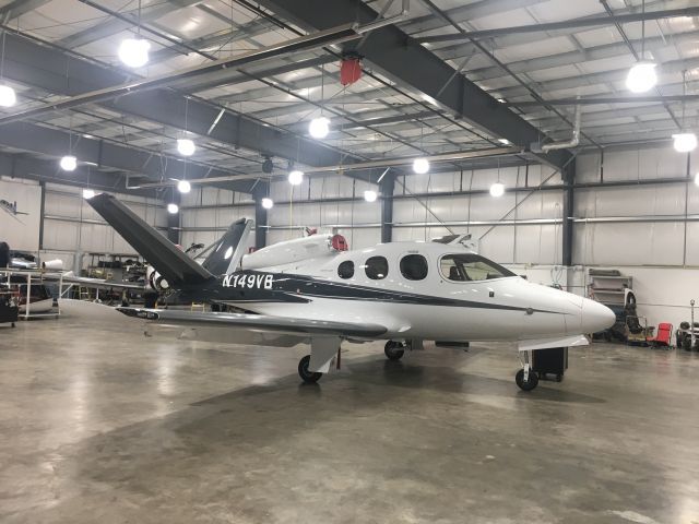 Cirrus Vision SF50 (N149VB)