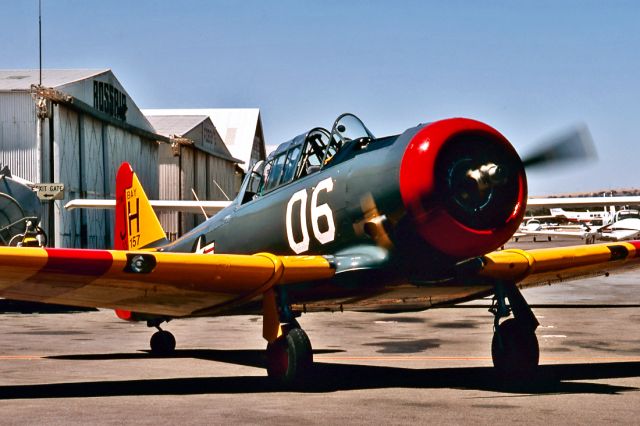 VH-TEX — - NORTH AMERICAN AT-6C HARVARD IIA - REG : VH-TEX - PARAFIELD AIRPORT ADELAIDE SA. AUSTRALIA - YPPF 15/1/1989