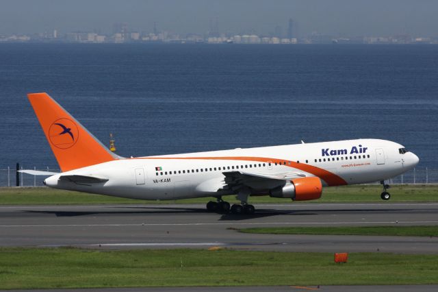 BOEING 767-200 (YA-KAM) - July 10, 2012