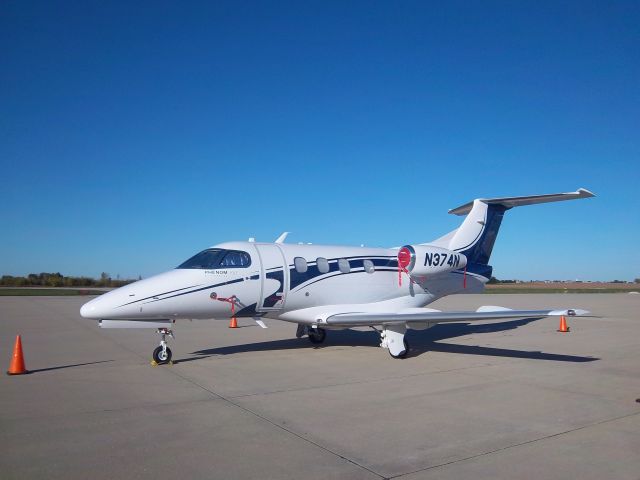 Embraer Phenom 100 (N374N)