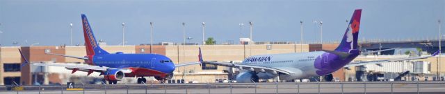 Boeing 737-700 (N223WN) - Phoenix Sky Harbor International Airport arrival rwy 07L 09SEP19