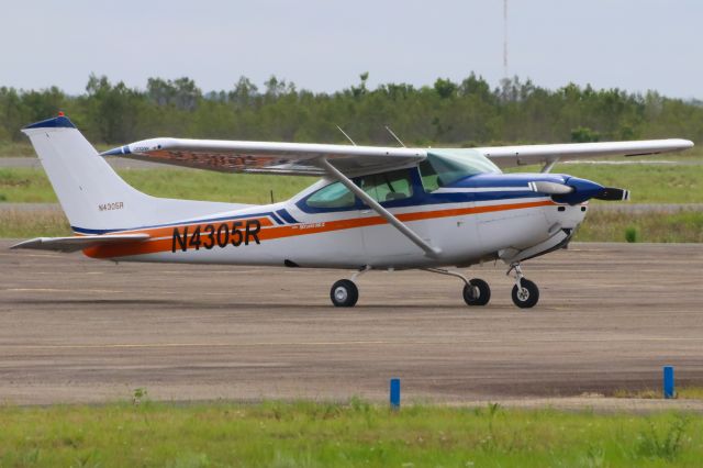 Cessna Skylane (N4305R)