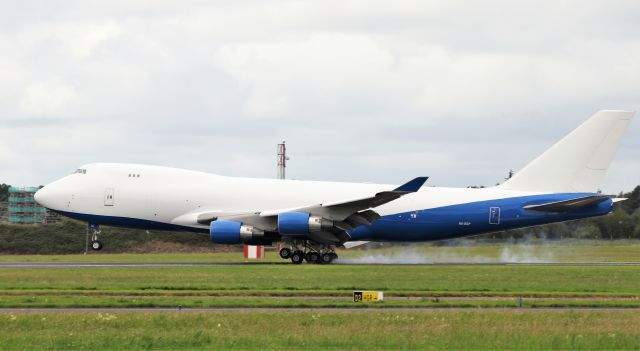 Boeing 747-400 (A6-GGP) - dubai air wing b747-412f a6-ggp landing at shannon from dubai 28/7/20.