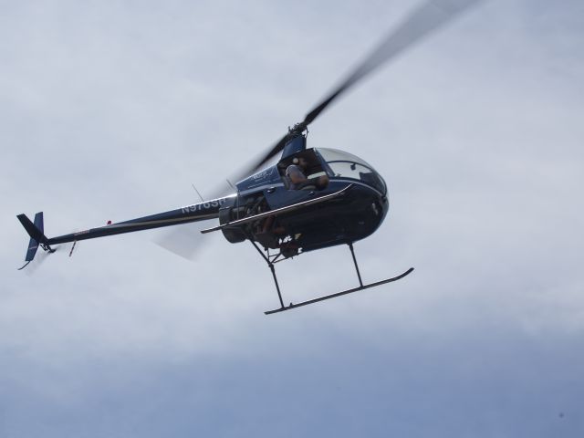 Robinson R-22 (N976SH) - osh18! 25 JUL 2018.