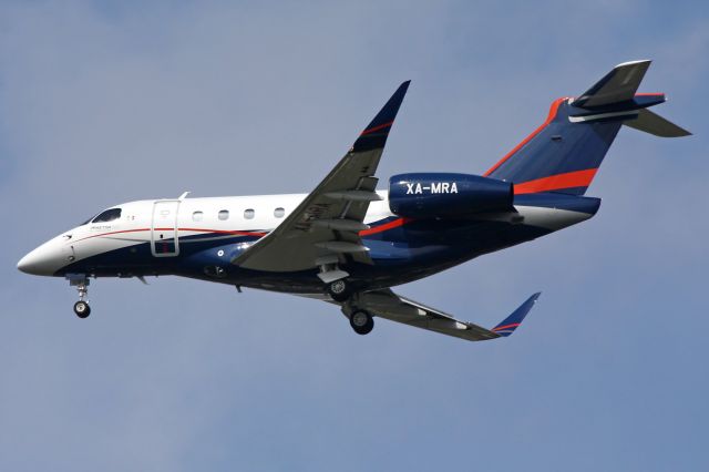 Embraer Legacy 450 (XA-MRA) - owned by Avemex SA de CV