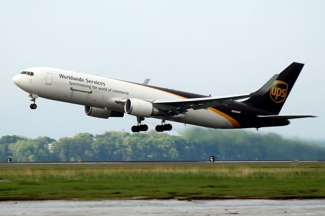 BOEING 767-300 (N359UP) - UPS 2019 taking off for Dallas