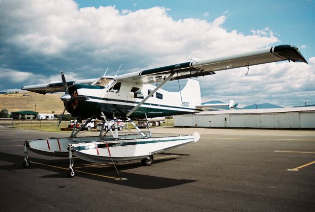 De Havilland Canada DHC-2 Mk1 Beaver (N52CQ) - Beaver on floats in Missoula, September 2006