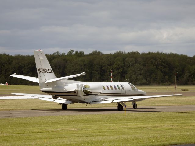 Cessna Citation V (N365EA) - Thrust reverser test during taxi out for departure runway 26. The aircraft is managed and operated by CFM Corporate Flight Management and available for charter in the NY metropolitan area KDXR KHPN KTEB KBDR.   wwwflycfm.com