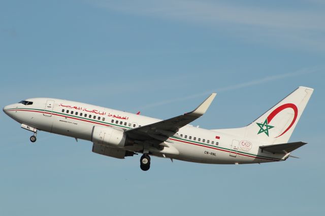 Boeing 737-700 (CN-RNL) - Aeroporto Gen. Humberto Delgado - Lisbon     18-03-2018