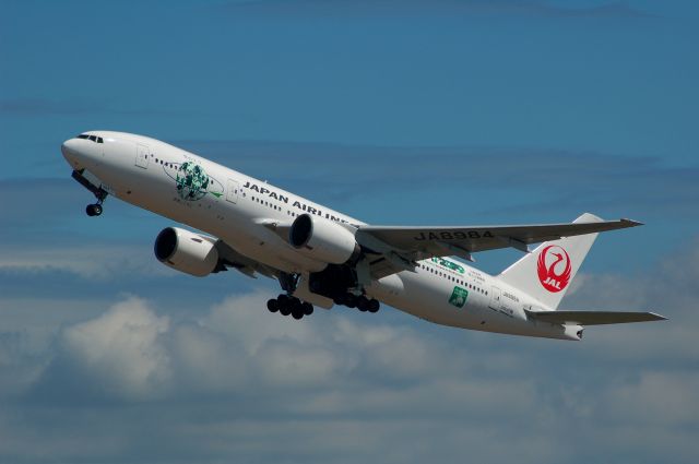 Boeing 777-200 (JA8984) - JA8984 Boeing 777-246 c/n:27651 L/N:68 Japan Airlines - JL/JAL 