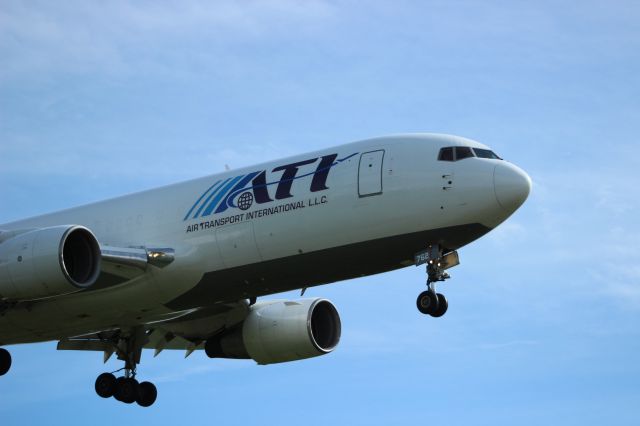 BOEING 767-200 (N762CX) - Operating for Amerijet.