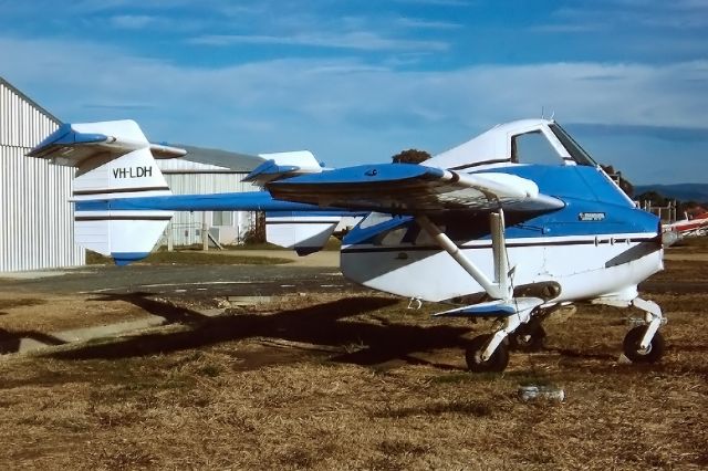 Cessna Citation CJ1 (VH-LDH) - TRANSAVIA PL-12 AIRTRUCK - REG : VH-LDH (CN H0105) - ALBURY NSW. AUSTRALIA - YMAY (18/6/1987) 35MM SLIDE SCANNED AT 6400 DPI.