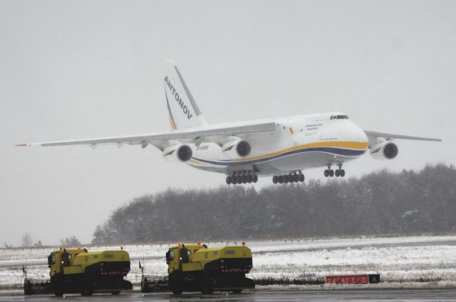 Antonov An-124 Ruslan (UR-82009)