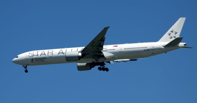 BOEING 777-300ER (9V-SWI) - On final, 28L from RKSI, 08-07-2012