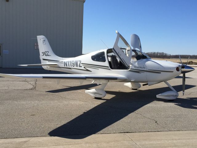 Cirrus SR-22 (N119WZ)