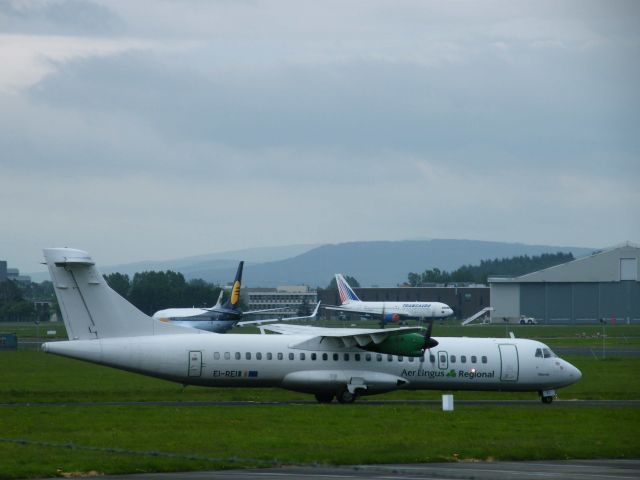 de Havilland Dash 8-400 (EI-REI) - EI REI EINN 06/06/14