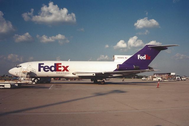 Boeing 727-100 (N508FE) - First pic on data-base