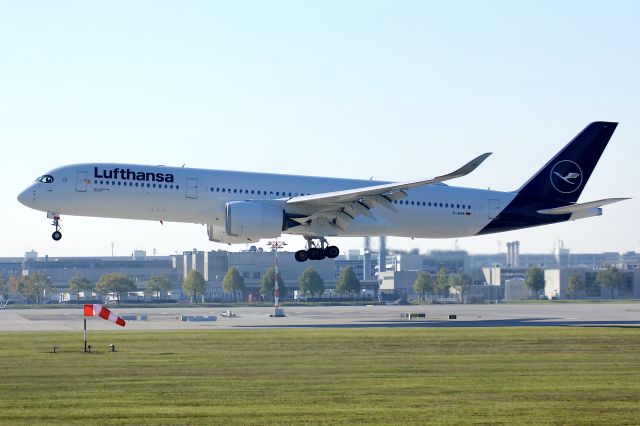 Airbus A350-900 (D-AIXK)