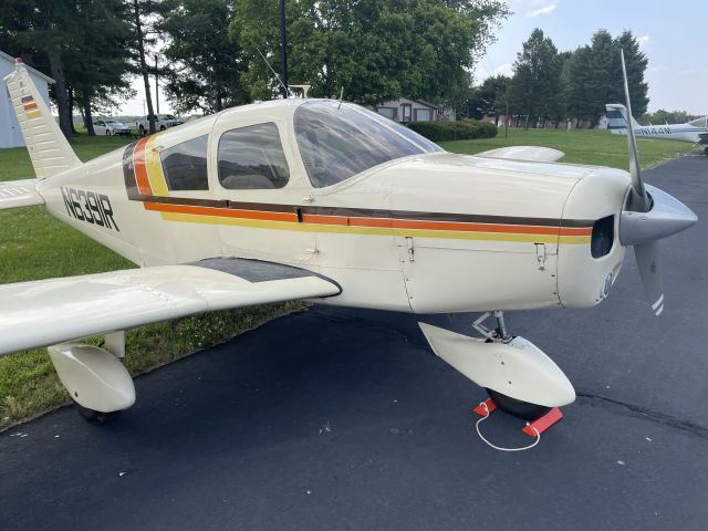 Piper Cherokee (N6391R)