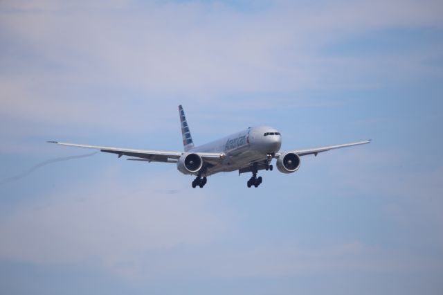 BOEING 777-300ER —
