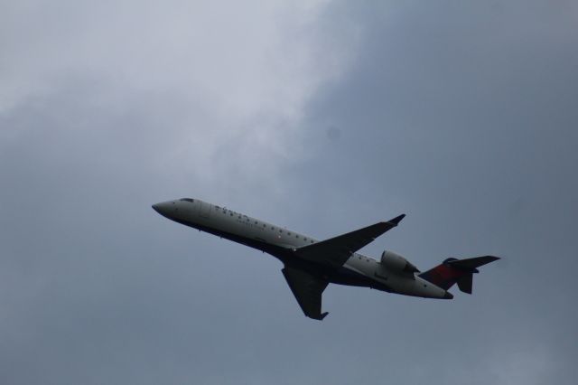 Canadair Regional Jet CRJ-700 —