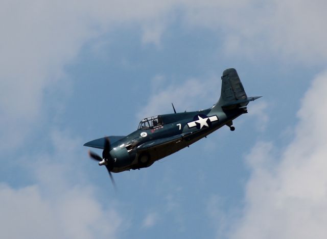 — — - Greg Shelton performing in his Grumman Wildcat at Sun n Fun 2012