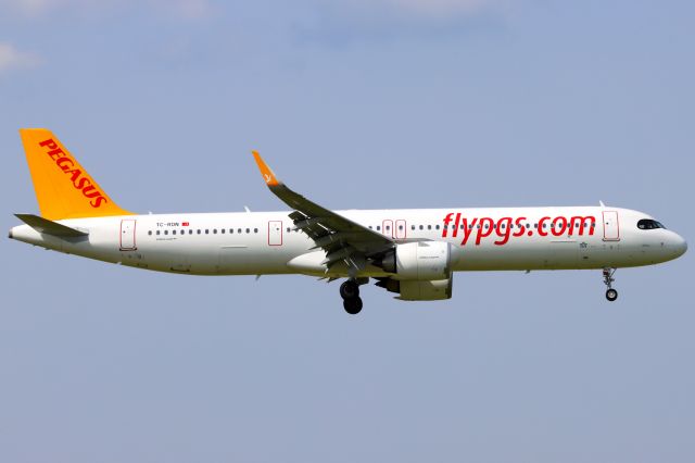 Airbus A321neo (TC-RDN)