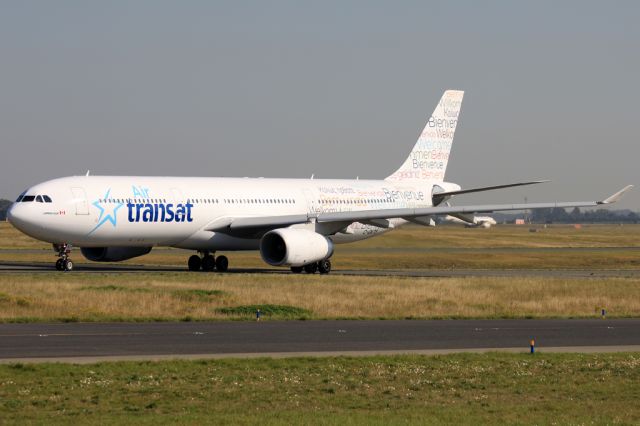 Airbus A330-300 (C-GKTS)