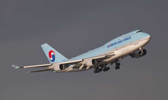 Boeing 747-400 (HL7485)