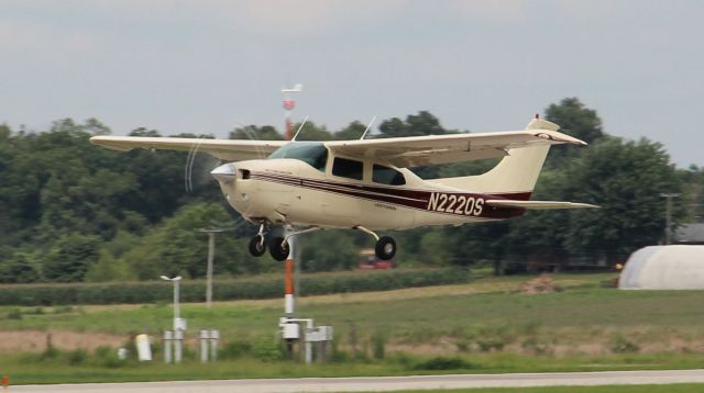 Cessna Centurion (N2220S) - Departing rwy 27...