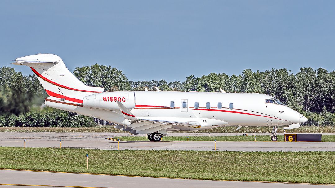 Canadair Challenger 350 (N68GC) - Bombardier BD-100-1A10 at Willow Run Airport, MI. August 2023