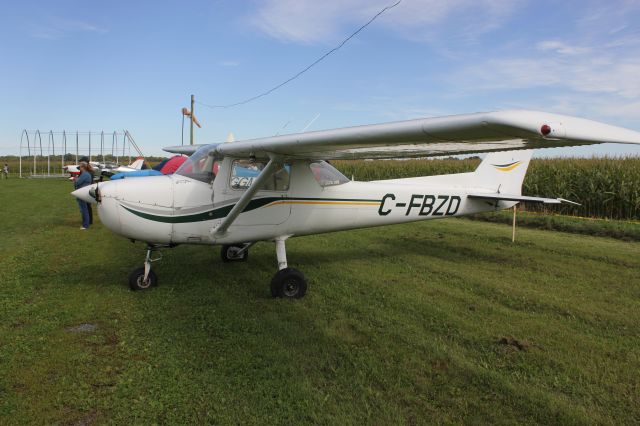 Beechcraft 35 Bonanza (C-FBZD) - C-FBZD Cessna 150-L RVA Aéroport de Salaberry de Valleyfield QC. CSD3 29-09-2019.