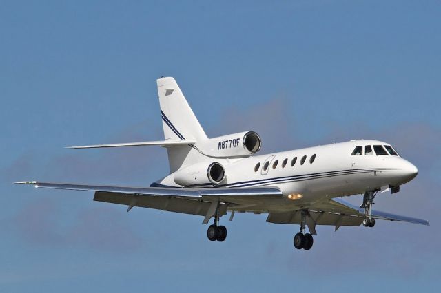 Dassault Falcon 50 (N877DF)